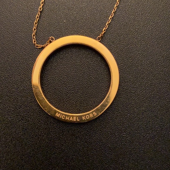 Michael Kors Rose gold necklace - Picture 3 of 5